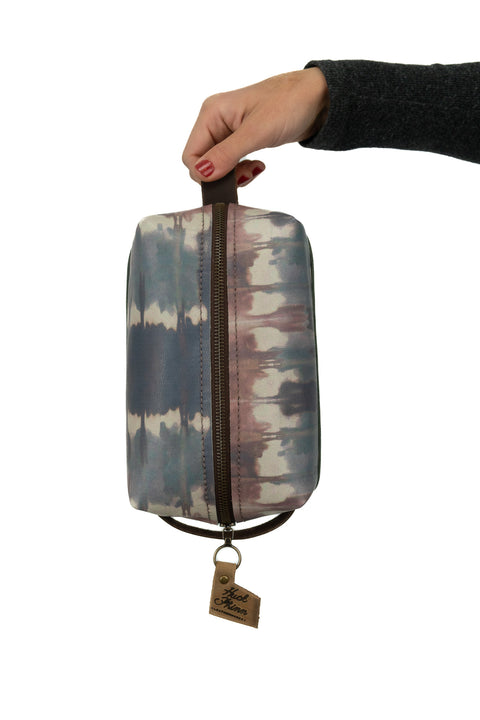 Toiletry Kit No. 02