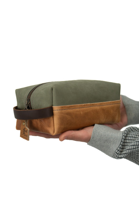 Toiletry Kit No. 08