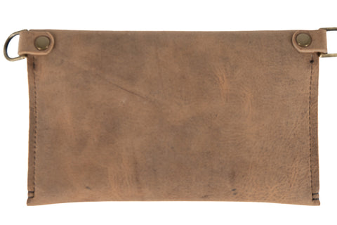 Essential Clutch No. 02