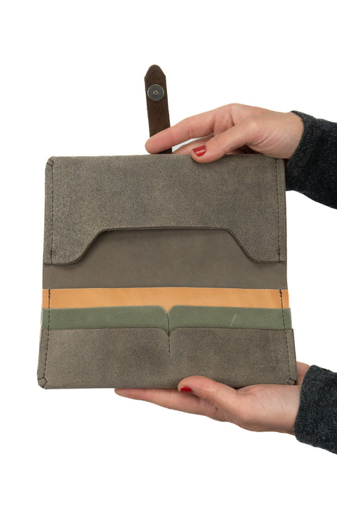 Tumalo Clutch No. 04